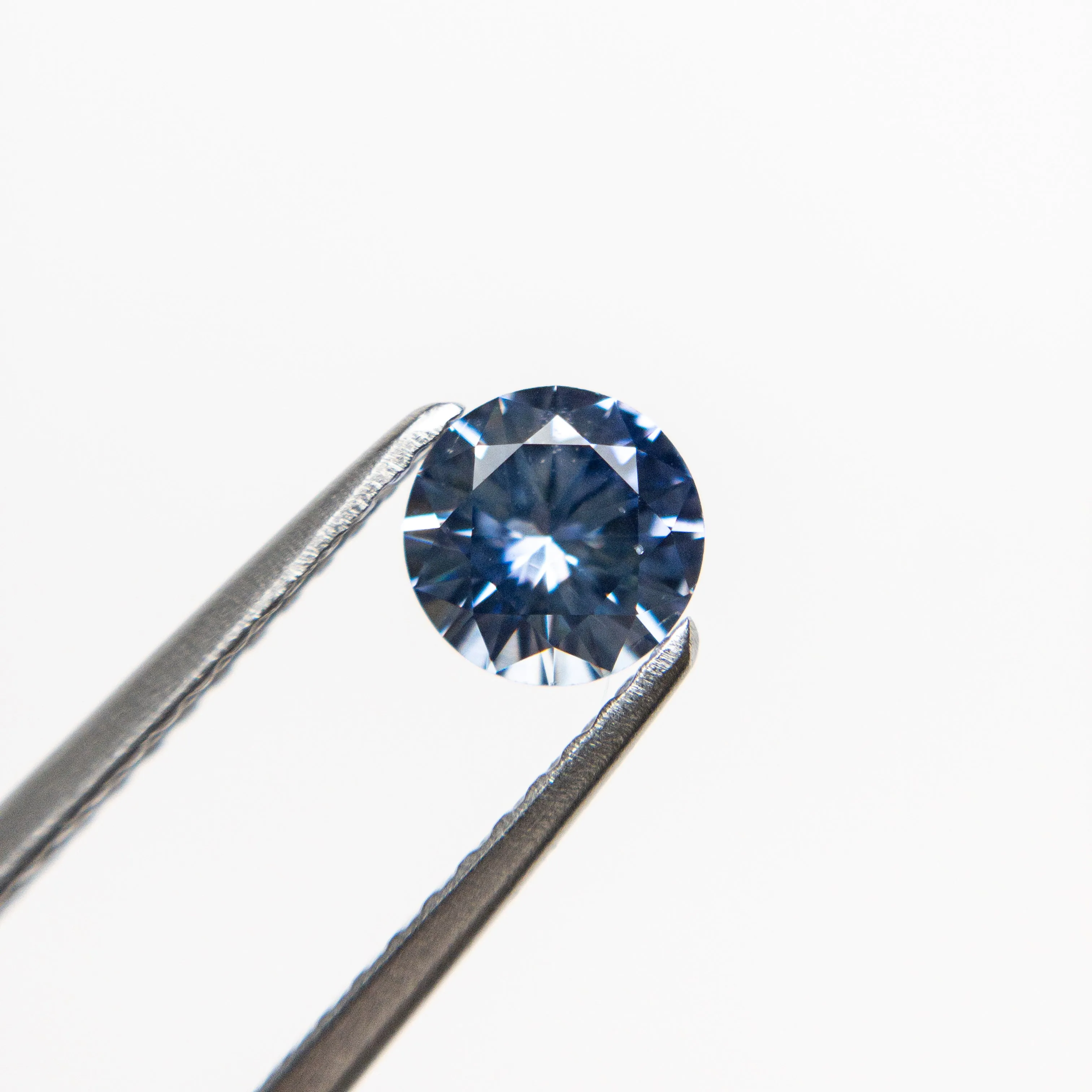 0.55ct 5.04x5.03x3.10mm Round Brilliant Sapphire 20787-01