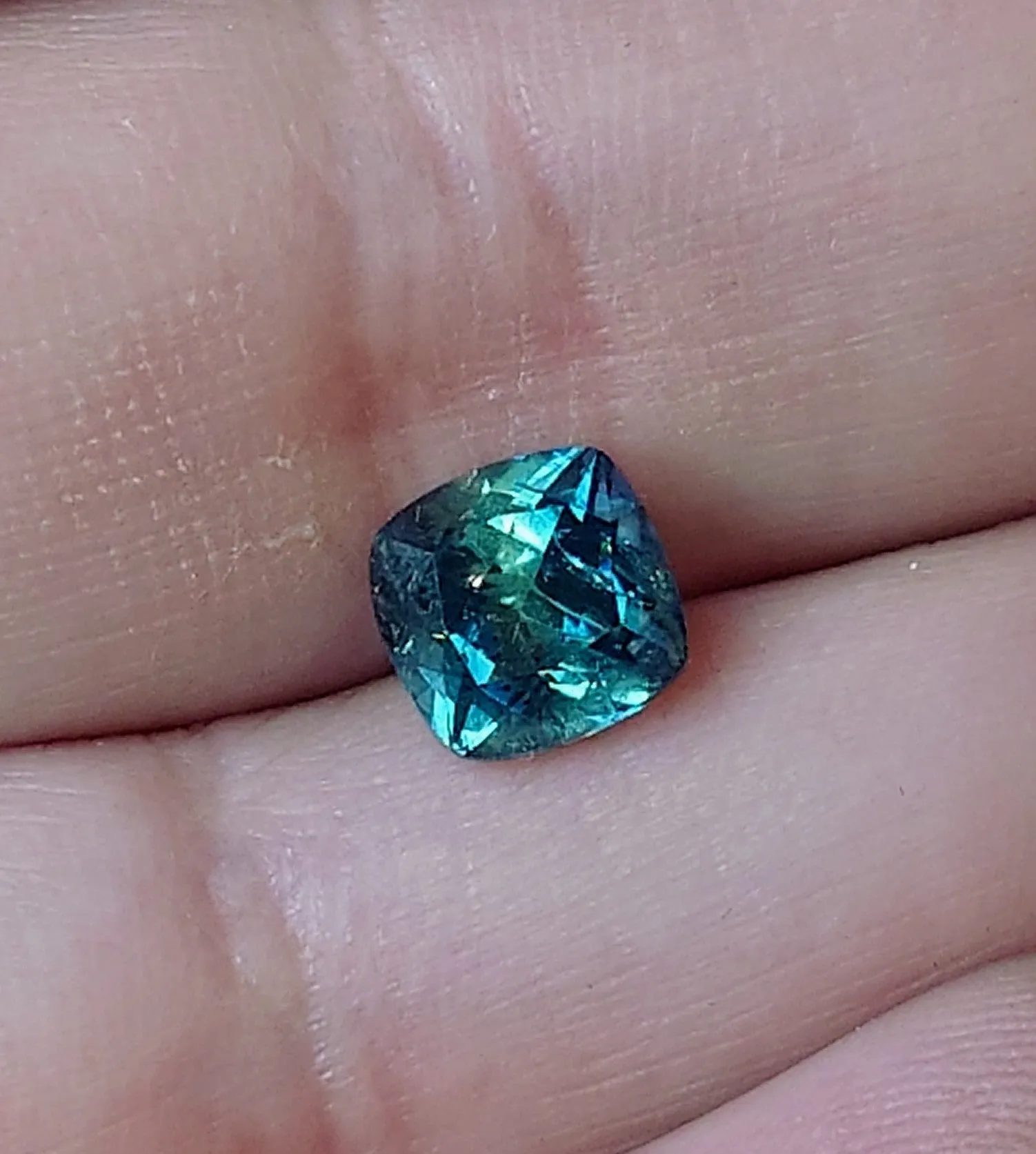 2.34ct HEATED MERMAID TEAL MONTANA SAPPHIRE