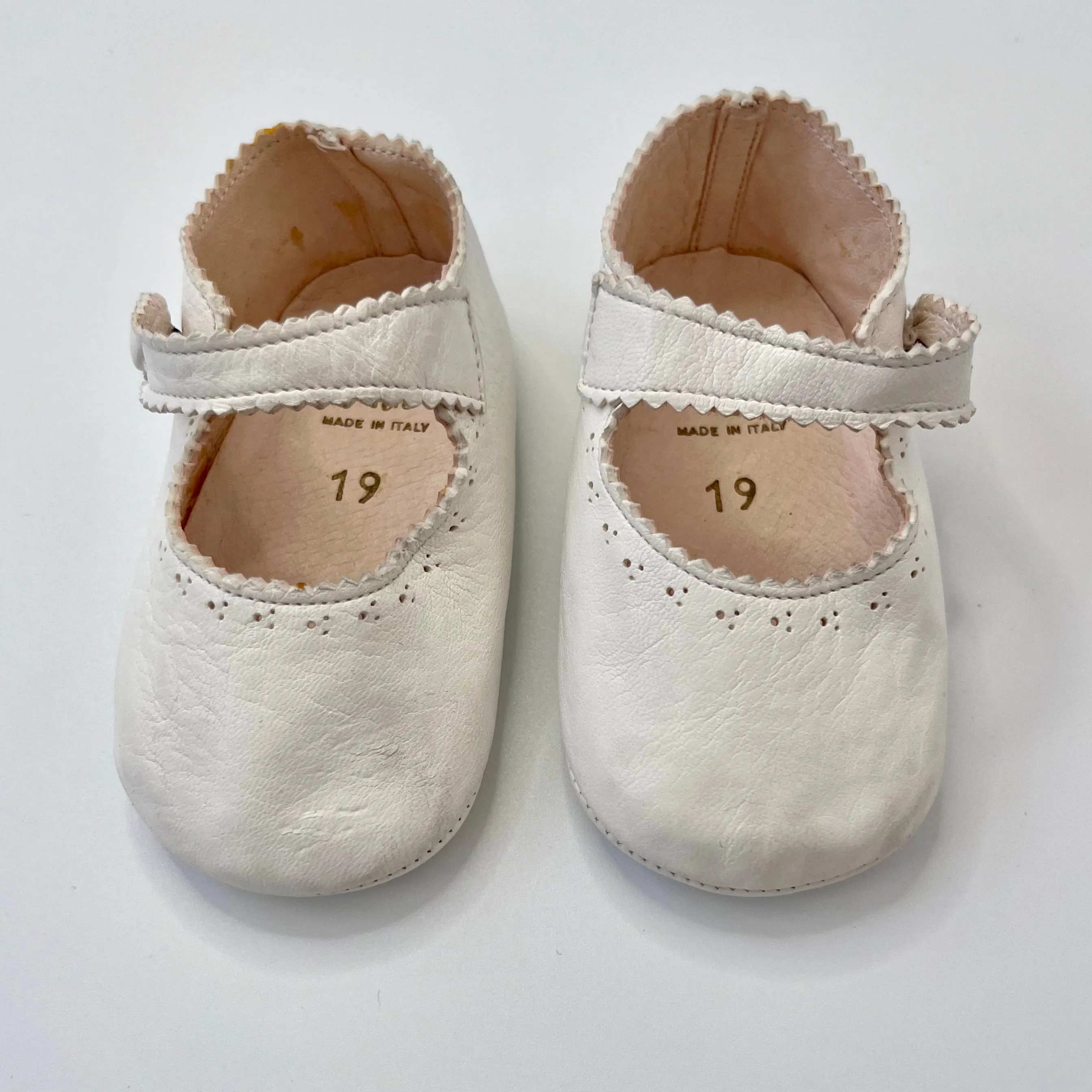 Caramel By Pepe White Leather Pram Shoes: Size EU 19