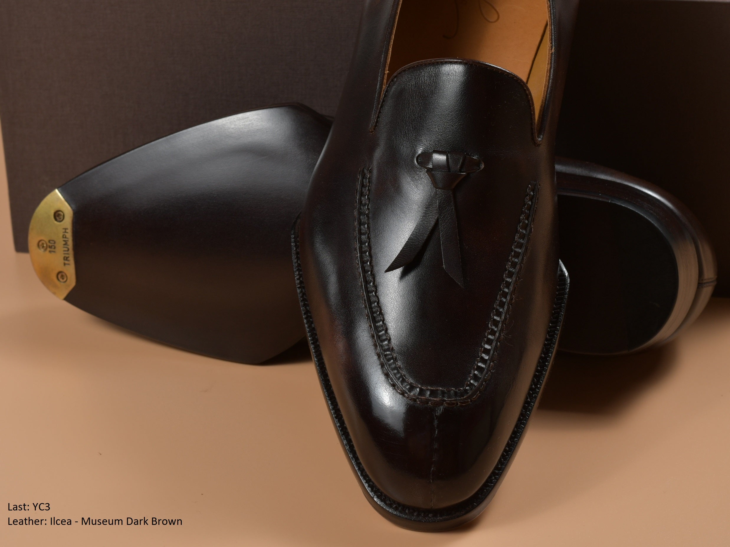 Minden Split-Toe Loafer Shoes